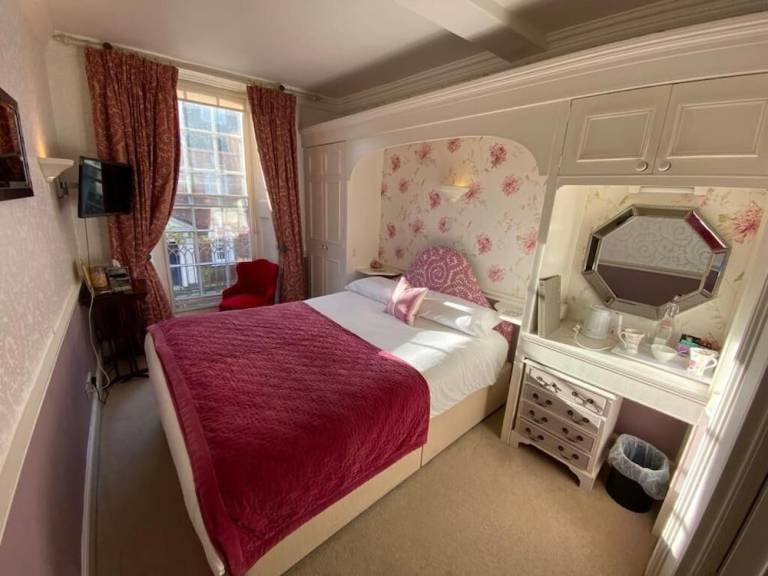 Bed and breakfast  Puddletown Forest
