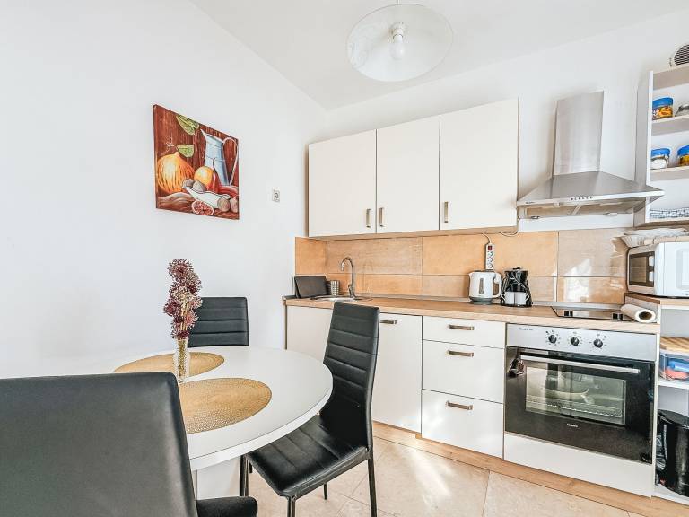 Rental apartment with garden — photo 4