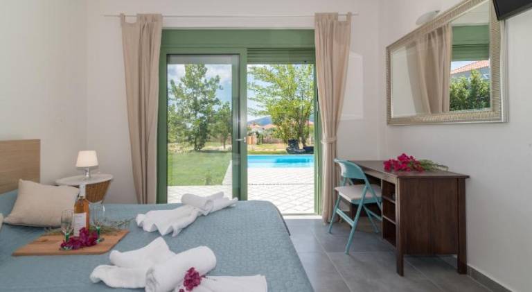Villa with private pool, patio & barbeque | Good for workation — photo 2