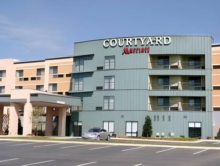 Courtyard by Marriott Statesville Mooresville/Lake Norman in Statesville, NC