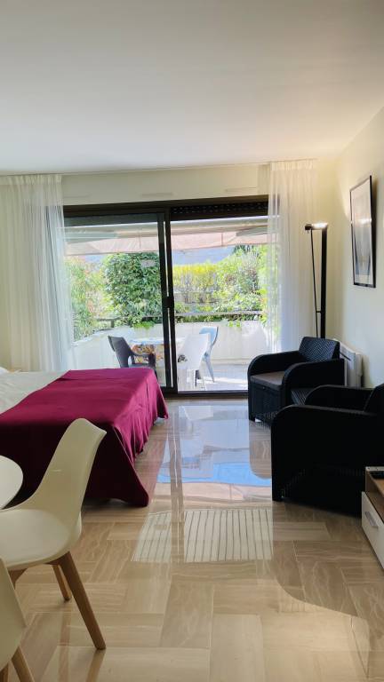 Studio with patio | Beach nearby | Pet-friendly in Mougins
