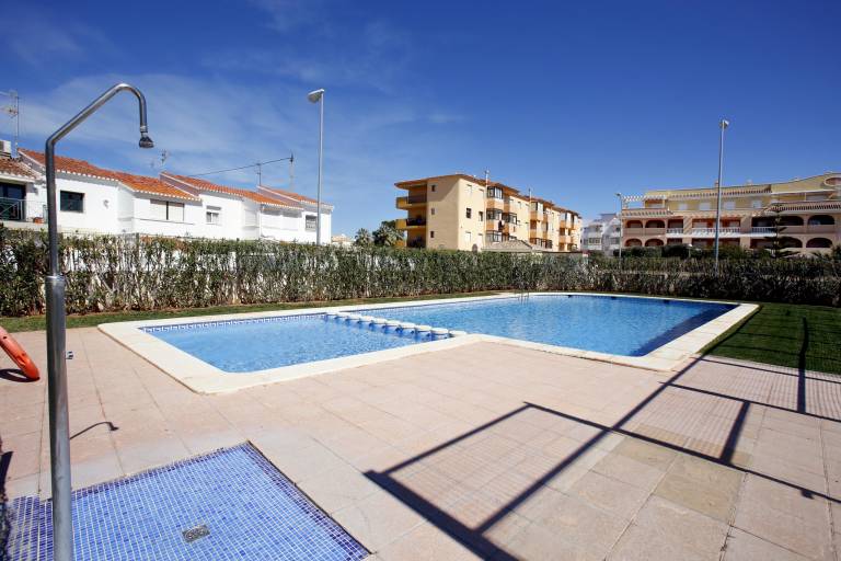 Child-friendly charming apartment with yard, pool & terrace | Beach nearby | Pets are welcome — photo 4