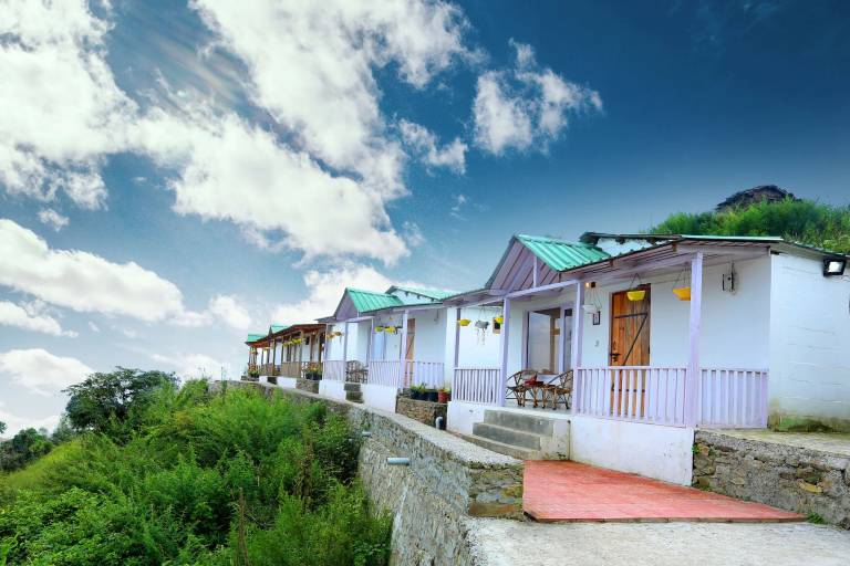 Bed and breakfast  Dhanachuli