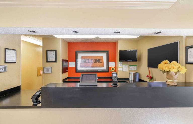 Extended Stay America Select Suites - Tampa - Brandon — photo 2