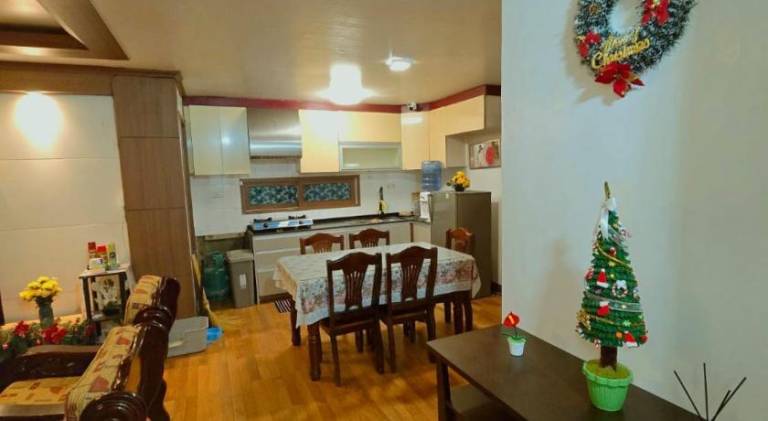 Rental apartment with patio — photo 4