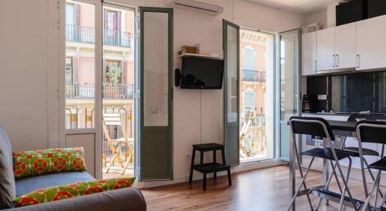 Holiday apartment | Close to Casa Milà — photo 2