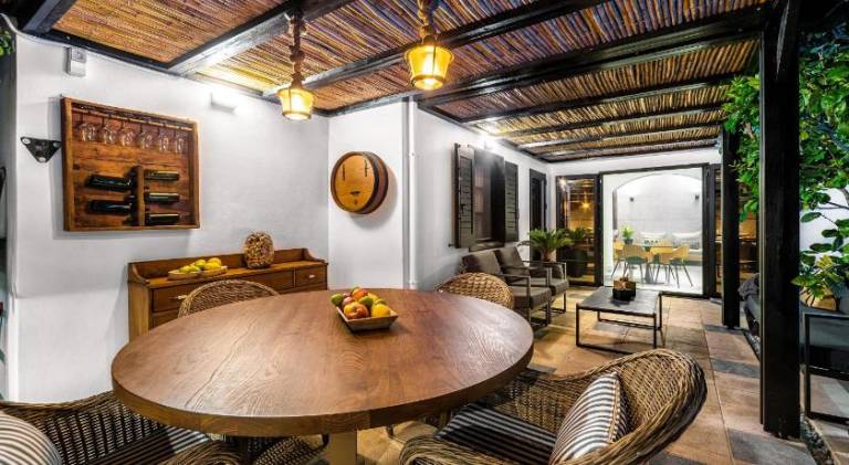 HALO Ligaria Suite 100m next to the beach with private pool — photo 5