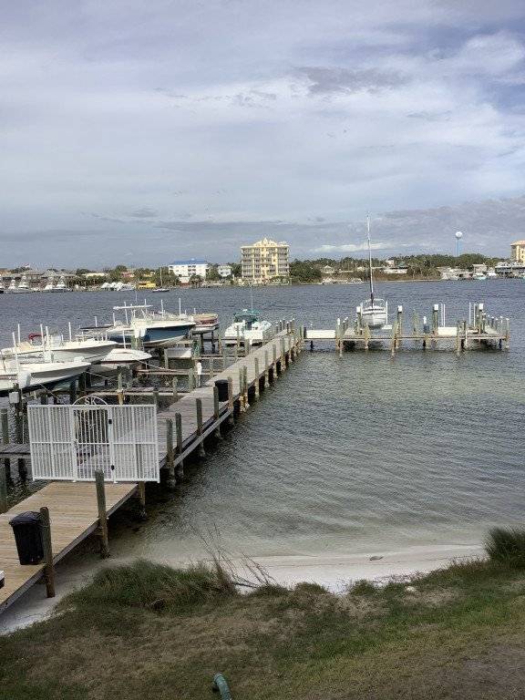 Condo with patio, private pool & BBQ | Water view — photo 5