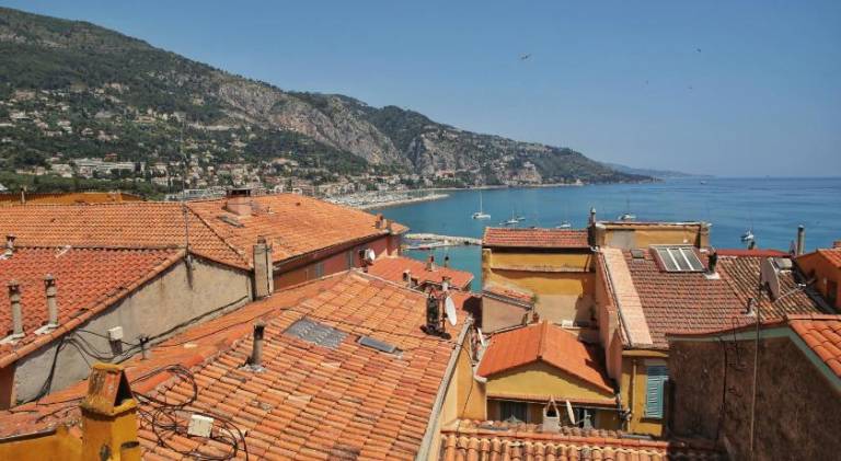 Fully equipped rental apartment | Beach nearby | Dogs allowed in Menton