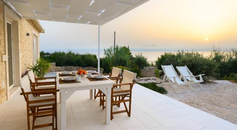 Villa with barbecue, terrace & yard in Paxos