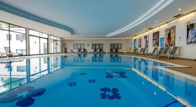Holiday apartment with jacuzzi, pool & garden — photo 2