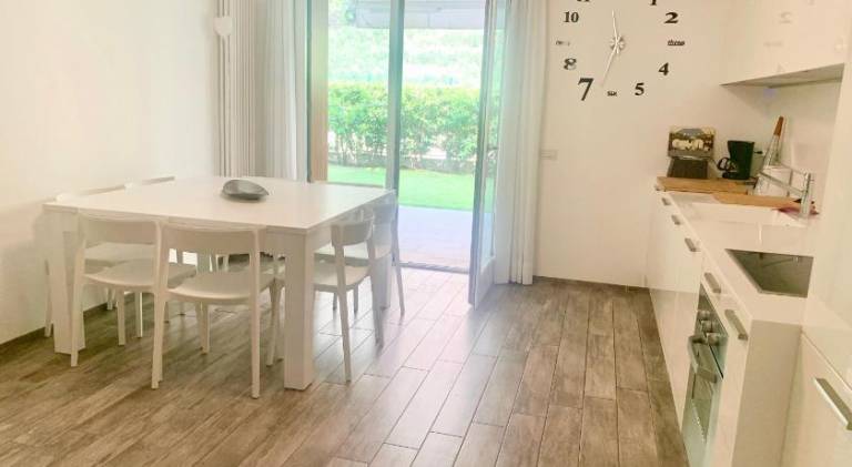 Apartment with 2 rooms for 4 persons in Arco