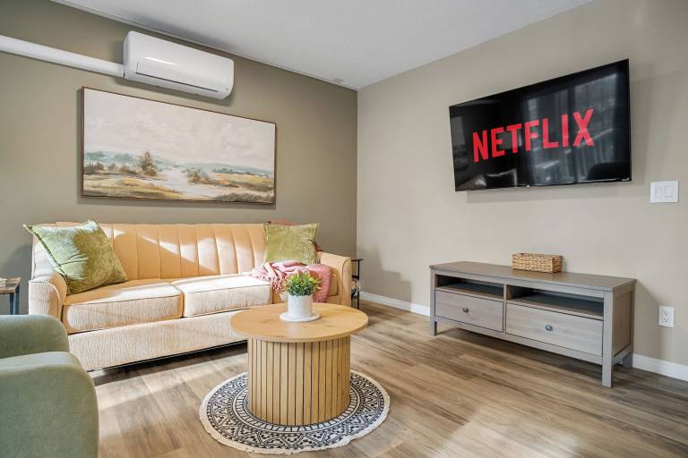 Condo  Radisson Heights - Albert Park