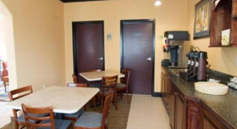 Garden Inn Hotel — photo 5
