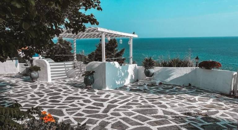 Fully equipped villa with BBQ, patio & yard | Pets are welcome — photo 4