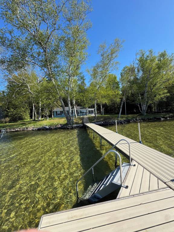 Cabin Lake Leelanau