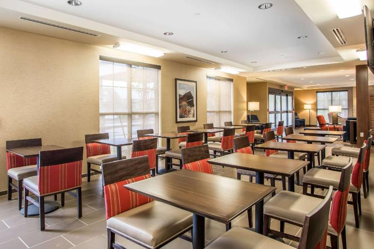Comfort Inn PA Turnpike - I-81 — photo 4