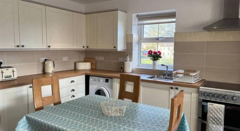 House with 2 rooms for 5 persons — photo 3