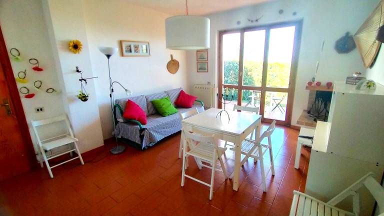 Holiday apartment with garden — photo 2