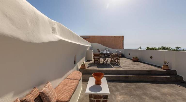 Villa with pool & jacuzzi — photo 5