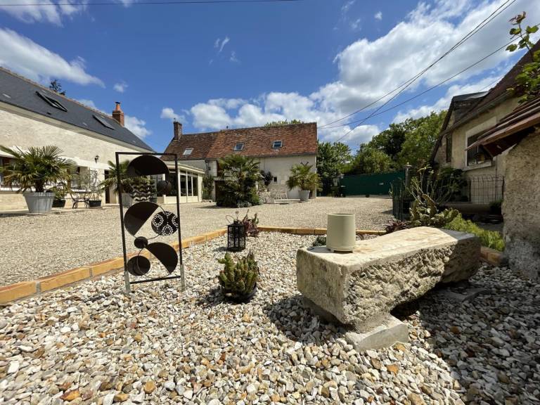 Charming Cottage near Loire Castles with Garden, WiFi, Parking, and Fully Equipped Kitchen — photo 4