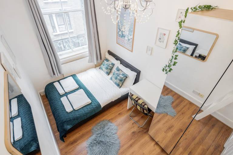 Apartment | Near Trafalgar Square | Perfect for remote work in London, KY