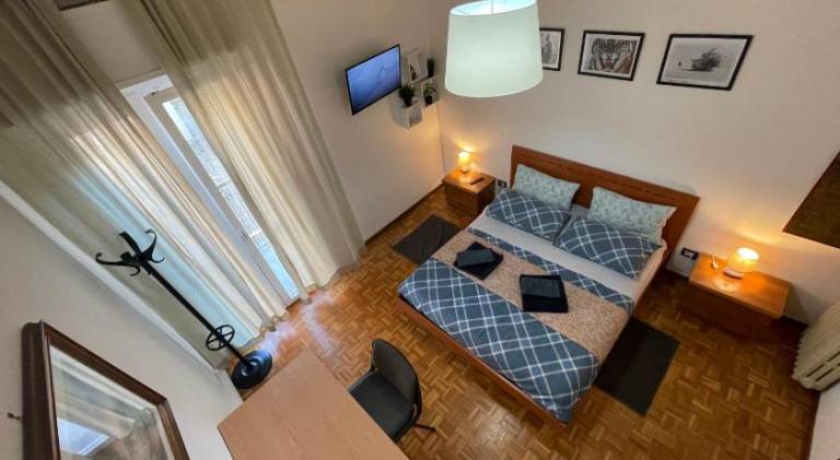 Eva Capital Guest House in Modena