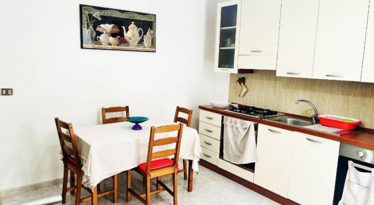 House with 2 rooms for 6 persons — photo 4