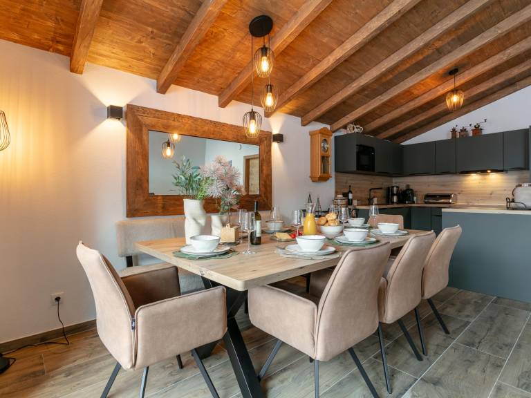 Fully equipped pleasant chalet with sauna & patio | Pets are welcome — photo 4