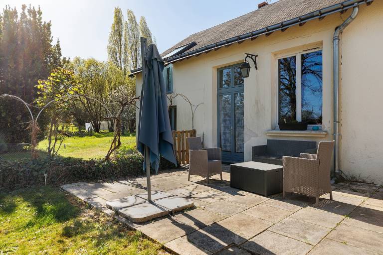 House with grill, terrace & yard | Garden view — photo 2