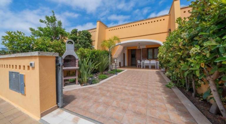 Pleasant vacation home | Beach nearby | Pet-friendly in Salve