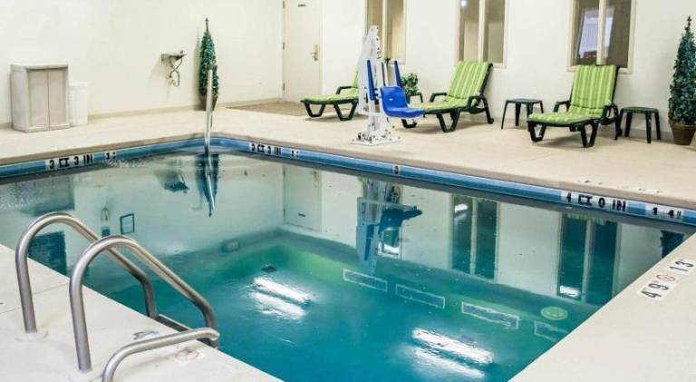 Sleep Inn & Suites Stony Creek - Petersburg South — photo 2