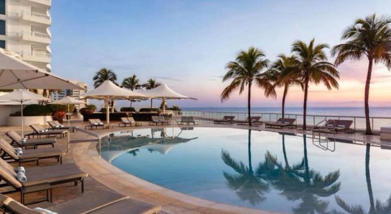 Oceanfront Ritz-Carlton 1 Bedroom Luxury Residence — photo 3
