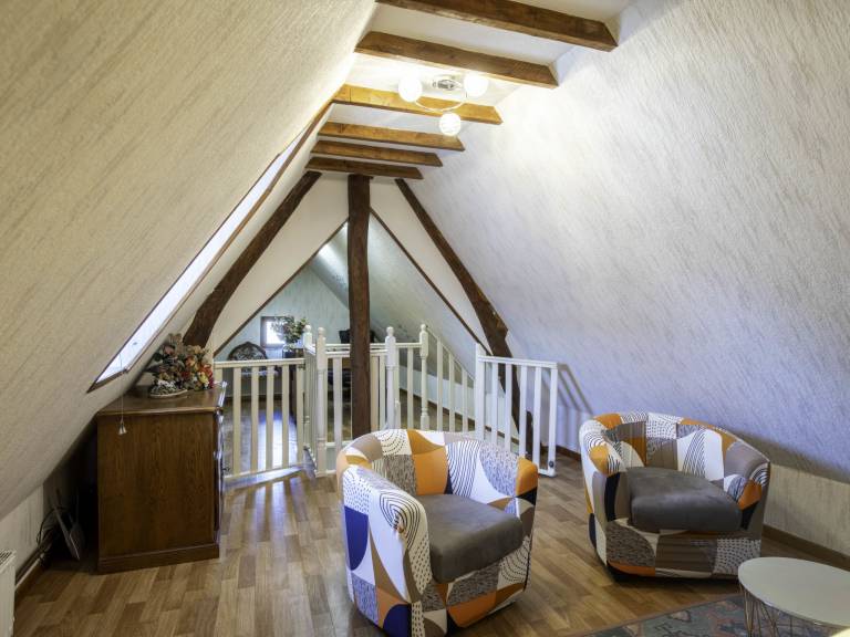 Fully equipped vacation home with yard, barbeque & terrace | Suitable for remote work | Pet-friendly — photo 3