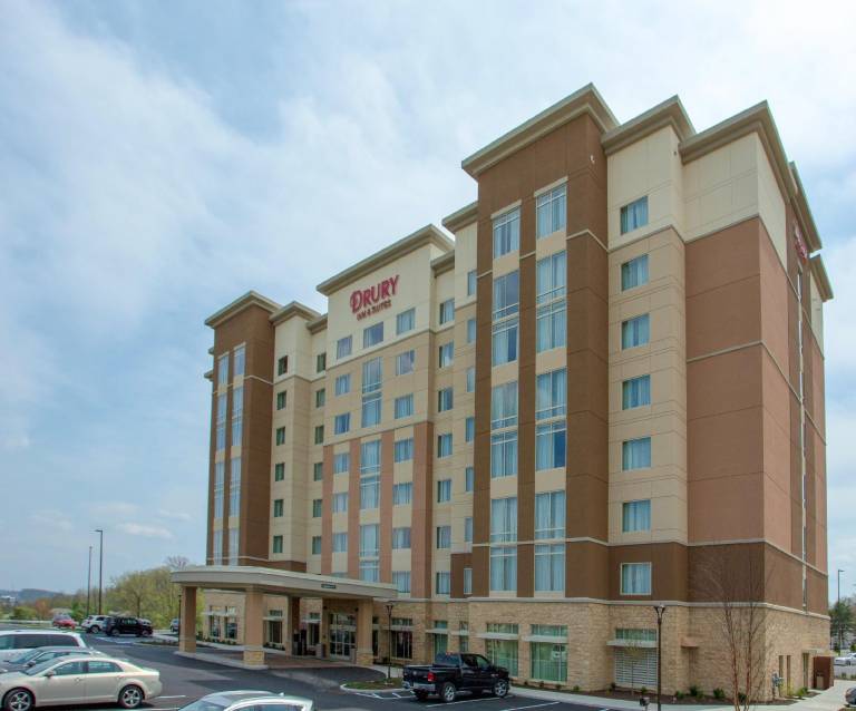 Drury Inn & Suites Pittsburgh Airport Settlers Ridge in Pittsburg, PA