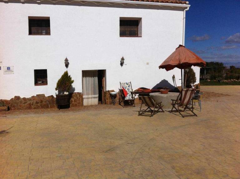 Charming vacation home with garden, barbeque & pool | Suitable for remote work | Pet-friendly — photo 5