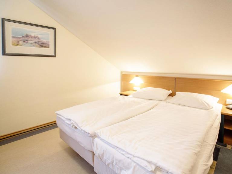 Komfort Ferienwohnung mit 1 Schlafzimmer und Balkon im Dachgeschoss — photo 3