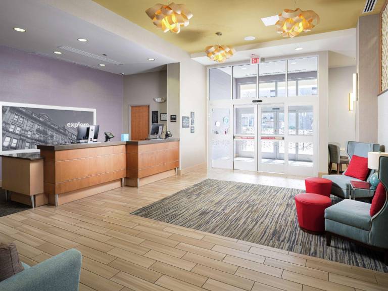 Hampton Inn Wilmington Downtown — photo 2