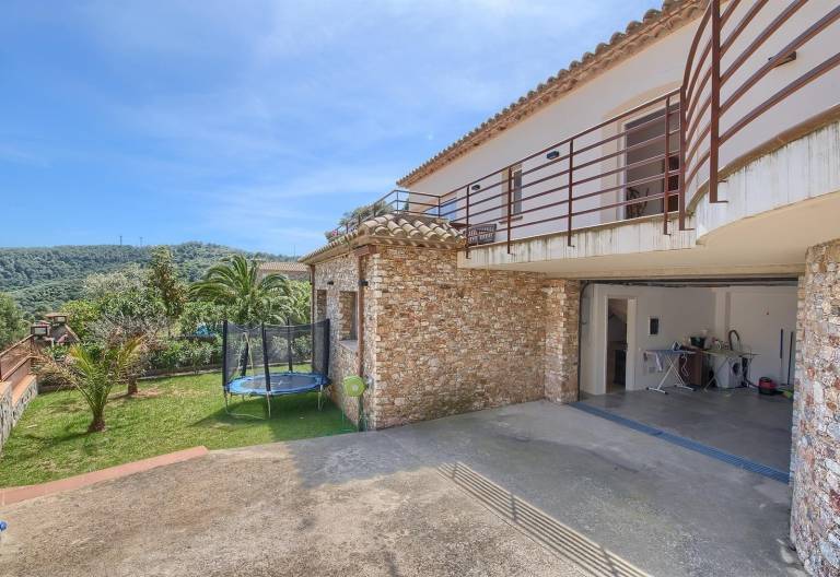Fully equipped big villa with grill, private pool & yard | Pet-friendly — photo 5