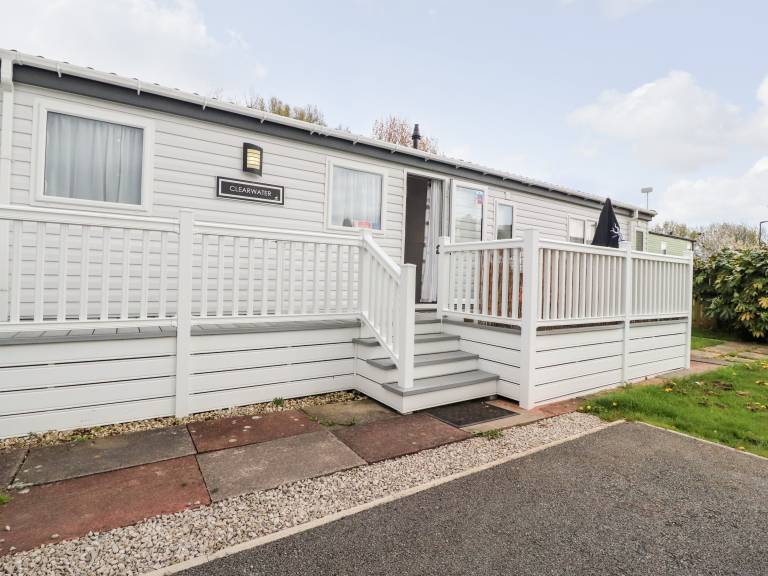 Family-oriented charming cottage with sauna & garden | Beach view | Pet-friendly — photo 2
