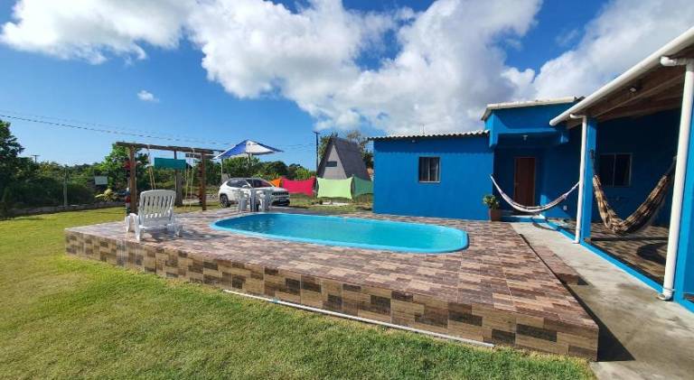 House with pool — photo 4