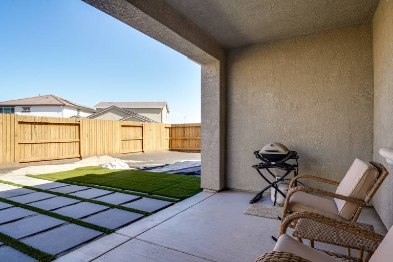 4 Mi to San Joaquin River: Manteca Home w/ Patio! — photo 3