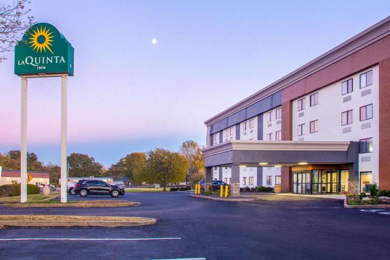 La Quinta Inn by Wyndham St. Louis Hazelwood - Airport North — photo 2