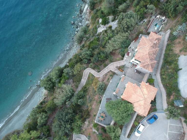Fully equipped vacation home with BBQ, garden & patio | Sea view | Close to the beach | Pets allowed — photo 4