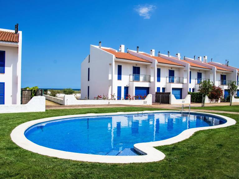 Fully equipped ample vacation home with garden, terrace & BBQ | Close to the beach | Dogs allowed in Begur