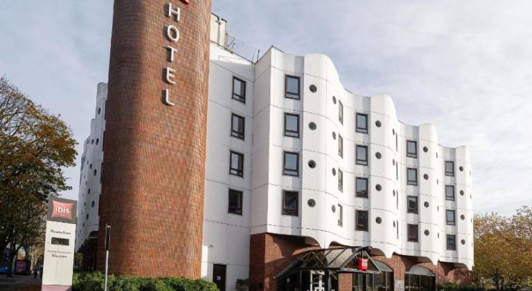 Ibis Portsmouth Hotel — photo 2