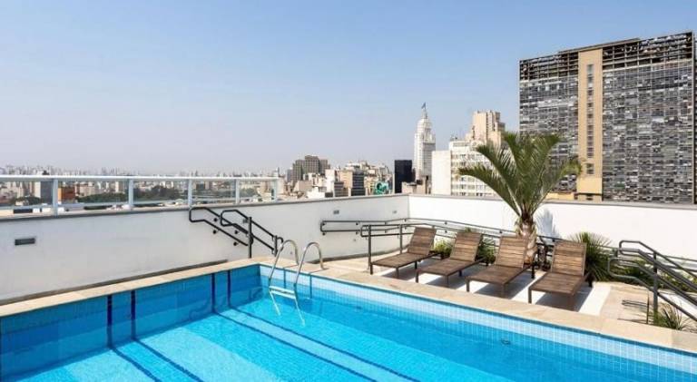 Apartment with pool | Near Municipal Market in Paulista