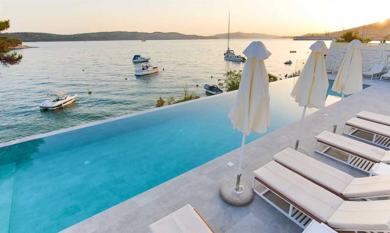 Beachfront Villa Deep Blue with Pool II in Trogir