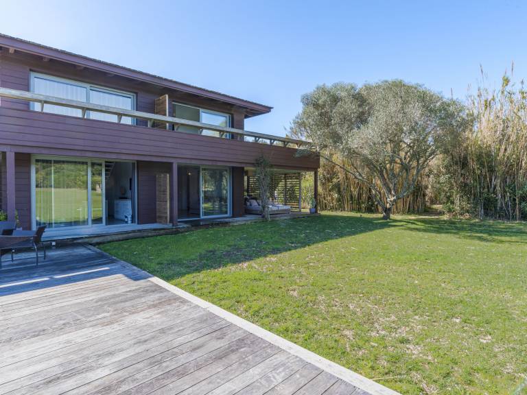 Apartment with pool, garden & patio | Nature view — photo 2