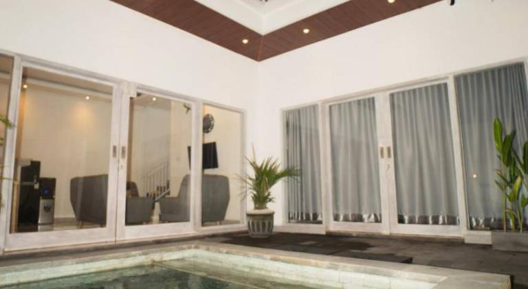 Restful 3BR Villa - 10 Min to Beach - Private Pool in Canggu